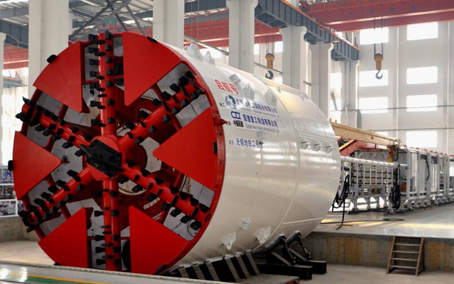 盾構(gòu)機(jī)主要作用是什么？