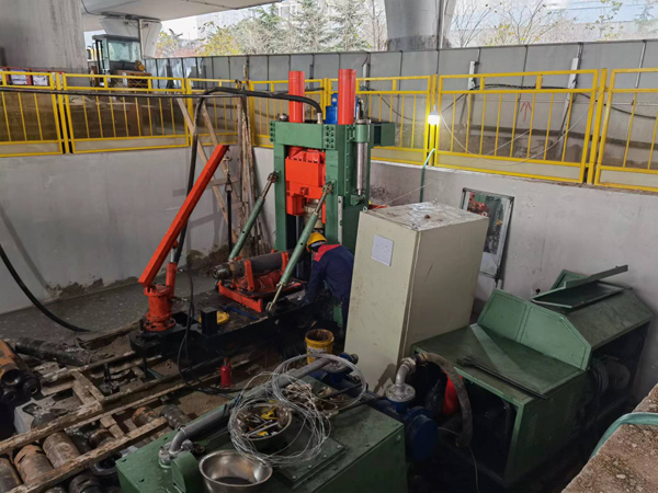 天井鉆機(jī)施工優(yōu)點(diǎn)：安全、快速、成井質(zhì)量好