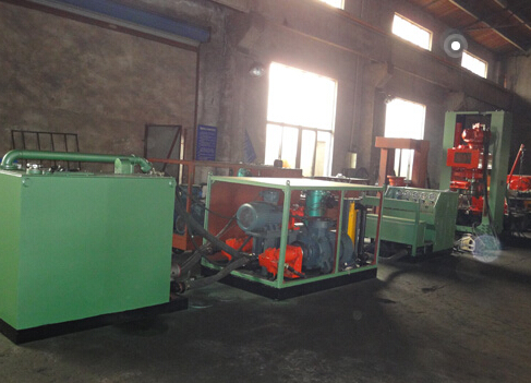 反井鉆機(jī)開(kāi)孔、導(dǎo)孔、擴(kuò)孔