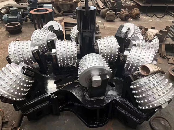 反井鉆機(jī)廠家教你如何安裝拆卸鉆頭及保養(yǎng) 反井鉆機(jī)廠家教你如何安裝拆卸鉆頭及保養(yǎng)