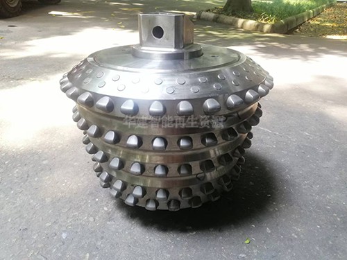 如何才能避免反井鉆機(jī)滾刀出現(xiàn)偏差