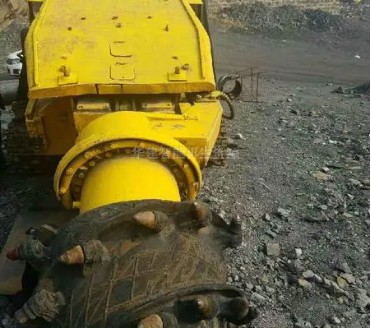 二手掘進(jìn)機(jī)維修的注意事項(xiàng)