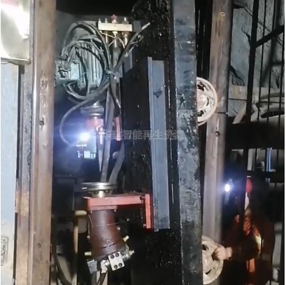 反井鉆機拆分進(jìn)洞施工