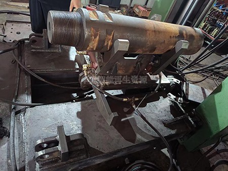 如何保養(yǎng)天井鉆機(jī)的機(jī)架？