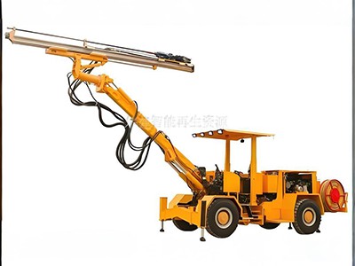 鑿巖臺(tái)車卡鉆問題的排除與解決